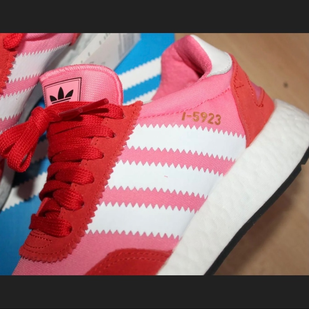 Like NEW WOMENS ADIDAS SZ 9 SHOES I-5923 RED PINK
